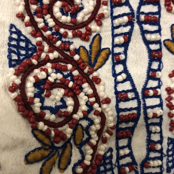 Free People ruffled short sleeve crop embroidered beaded detail w/ruffle trim - Picture 4 of 16